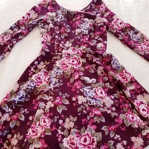 Honey and Rosie Floral Dress. Size Small.
